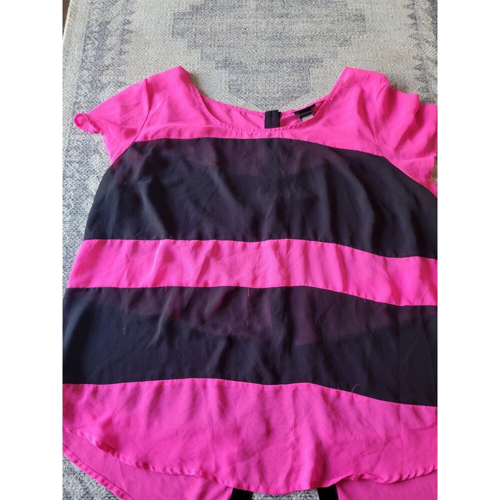Torrid Black And Pink Color Block Button Back Top - image 2